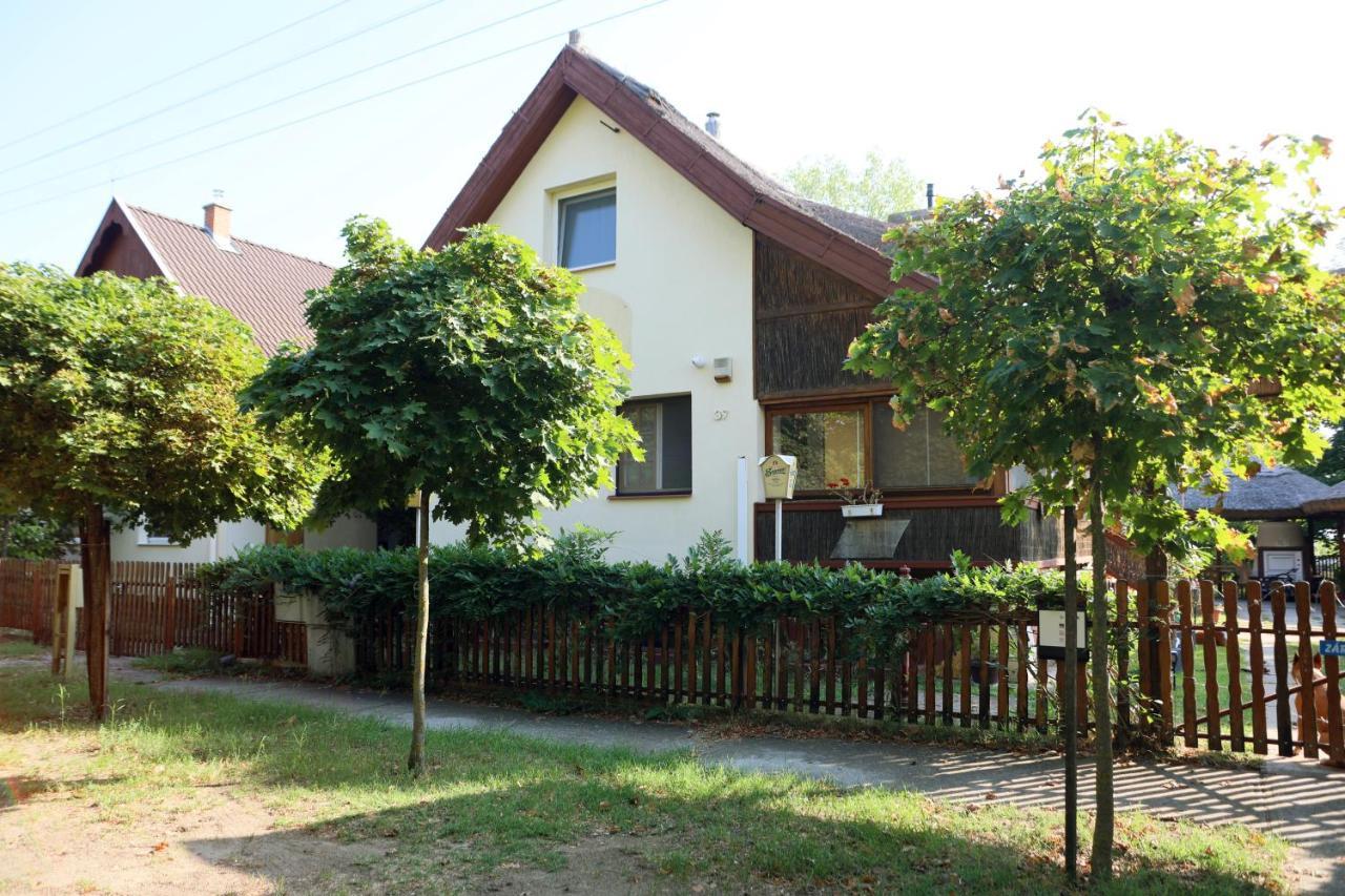 Nyuszis Apartman Kiskunmajsa Extérieur photo