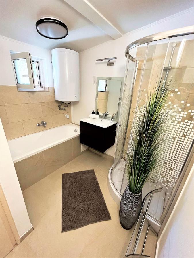 Nyuszis Apartman Kiskunmajsa Extérieur photo